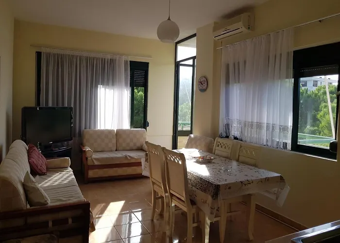 Family Apartment *